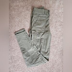 American Eagle Skinny Cargo Pants sz 4